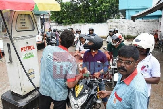 No respite from petrol-crisis on Day-5 No respite from petrol-crisis on Day-5